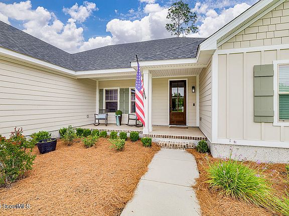 4th image of 122 Belmont Cir