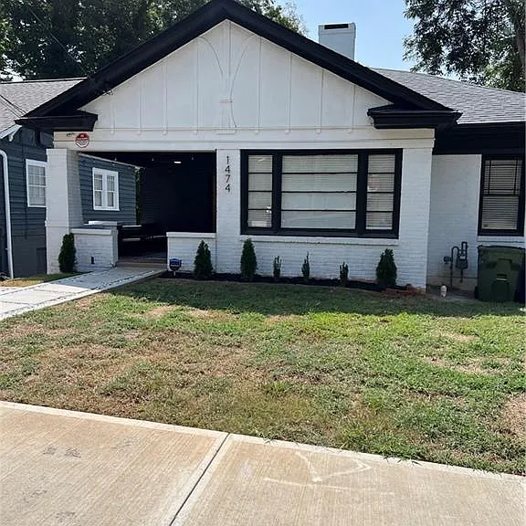 1474 Beecher St SW — Photo 1