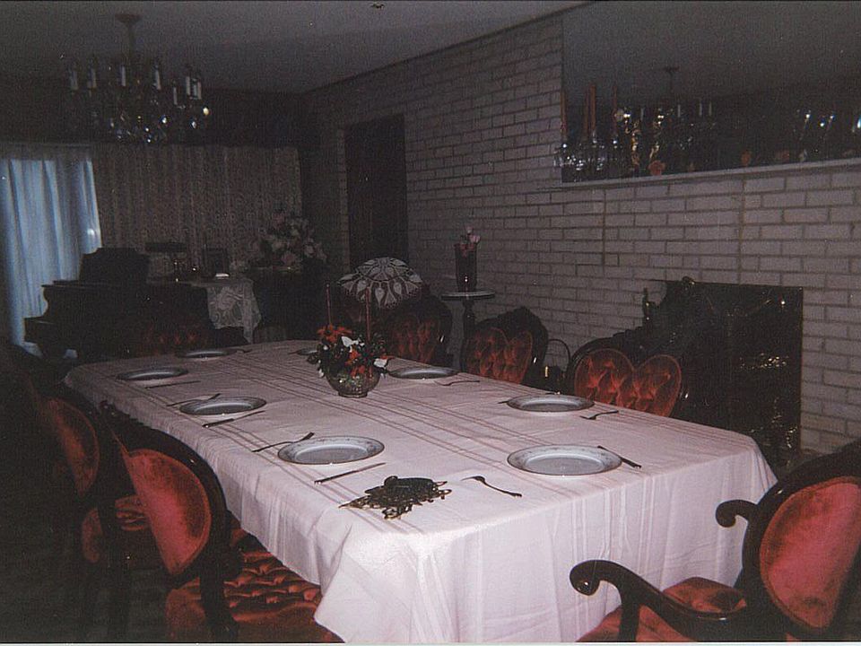 2nd image of 369 Summerview Dr