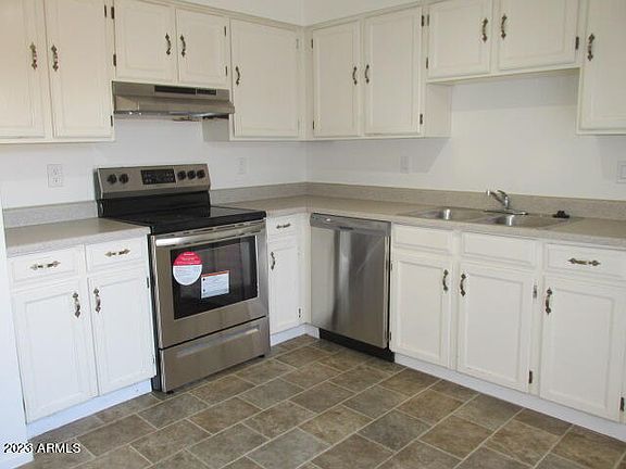 2nd image of 1357 E HOPI Avenue