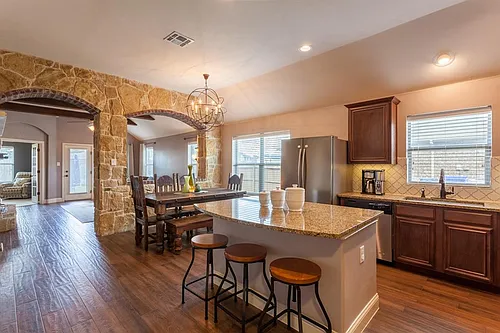231 Archer Way Photo 1