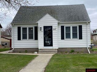 310 N Main St, Janesville, MN 56048