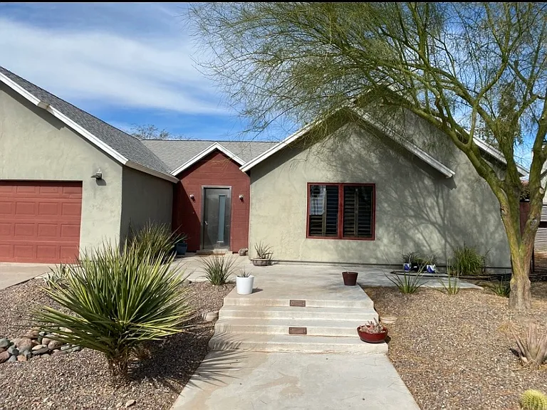 9842 S 45th Pl — Photo 2