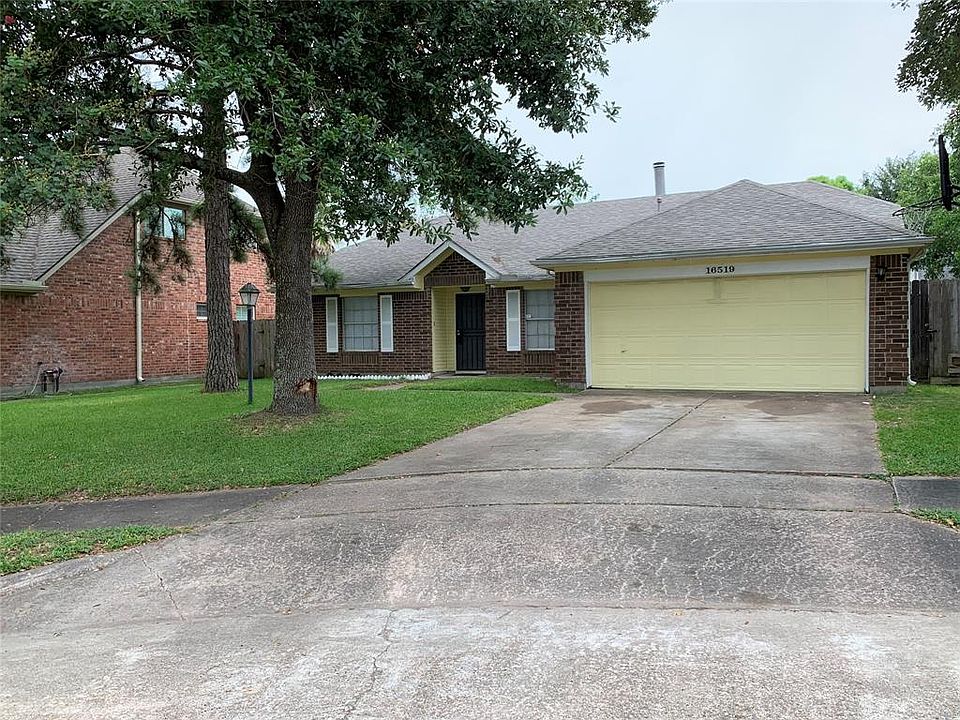 1st image of 16519 Canario Dr
