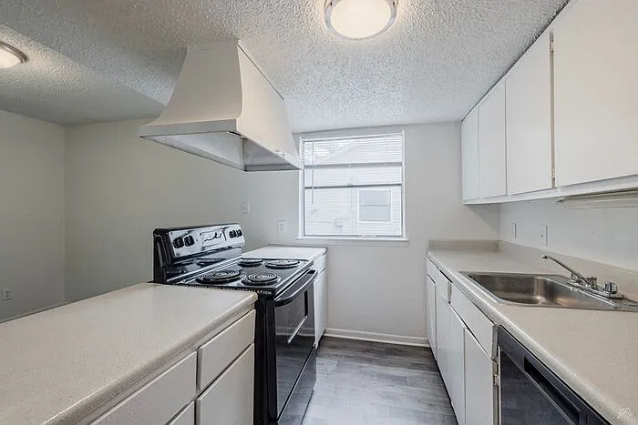 3110 Godby Rd #3D — Photo 9