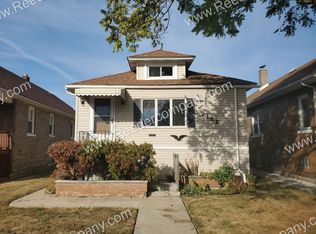 2132 Wespark Ave, Whiting, IN 46394
