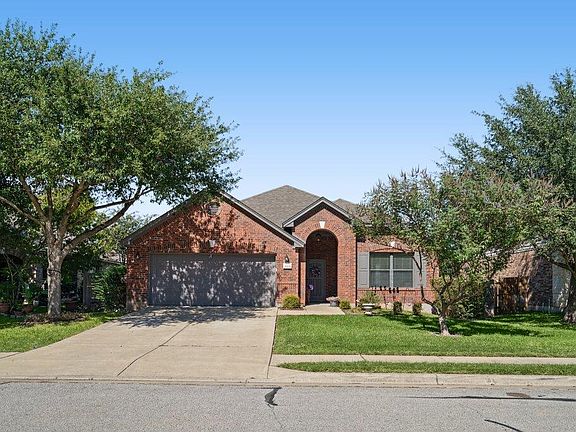 2nd image of 2005 Woodway Dr