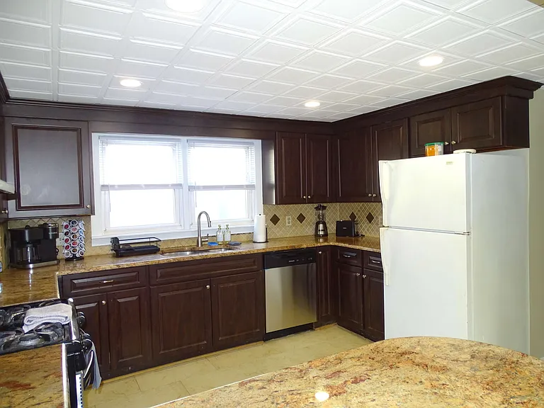 303 Bishop St #1 — Photo 5