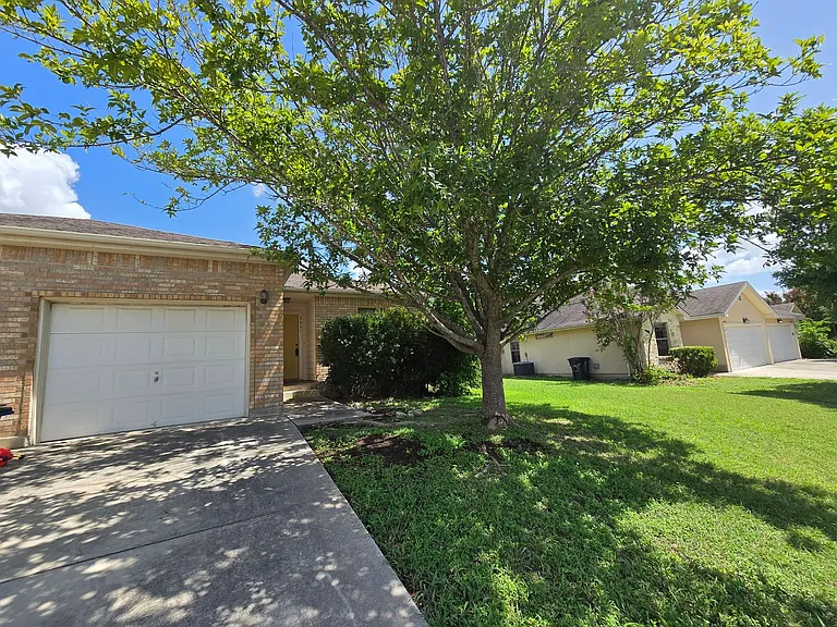 3031 Pine Valley Dr — Photo 1