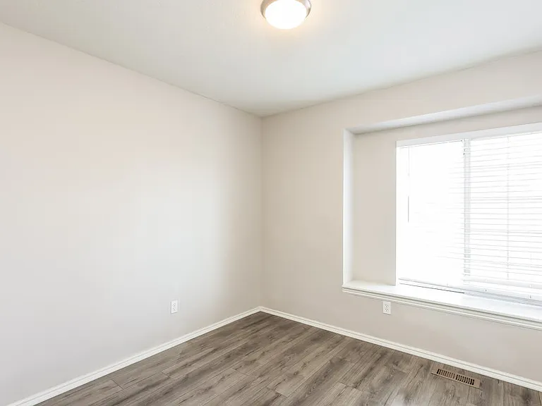 7687 Washington Rd — Photo 15
