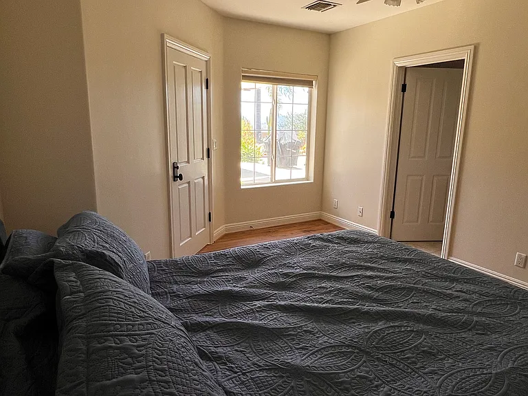 Encino Dr — Photo 10