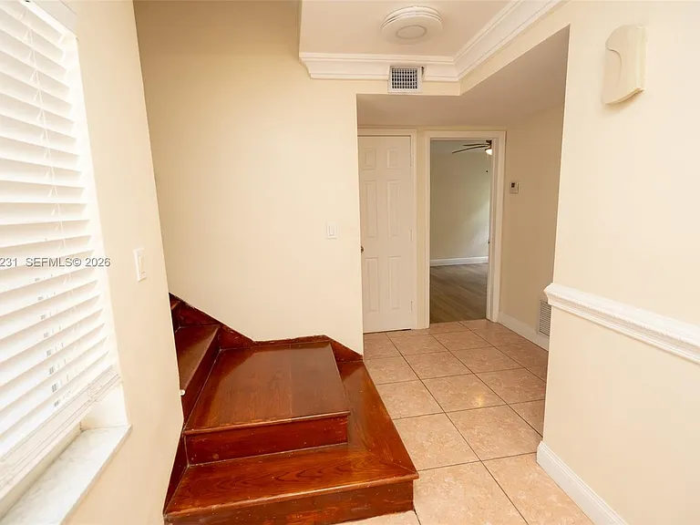 5613 Pierce St — Photo 30