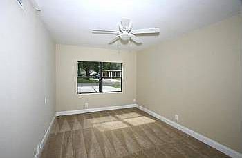 5th image of 6335 Bartholf Ave