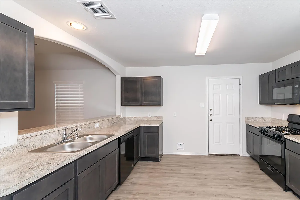Building Photo - 1241 Narrow Heights Dr