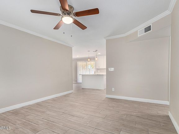3rd image of 1233 E MARIGOLD Lane