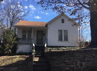 20 N Locust Ave, Fayetteville, AR 72701