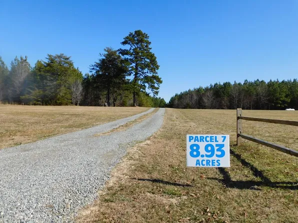 8.93 Guill Town Rd, Scottsburg, VA 24589