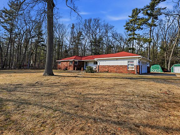 3rd image of 5020 W River Rd