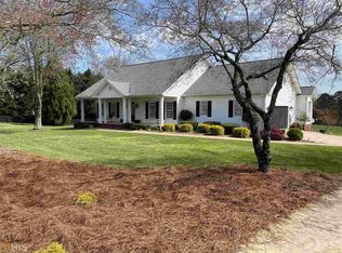 5508 Clarks Bridge Rd, Clermont, GA 30527