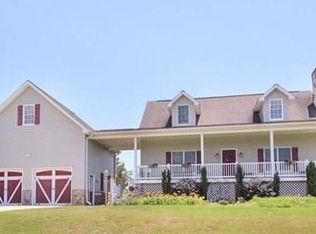 4576 Plantation Dr, Morganton, NC 28655