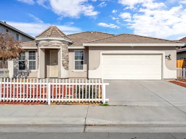 1049 Stanford Ave, Madera, CA 93637