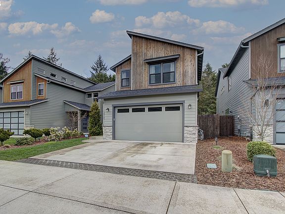 2nd image of 10705 NE 156th Ave