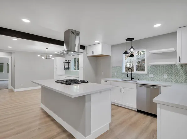 2465 Alexander Ave, Anderson, CA 96007