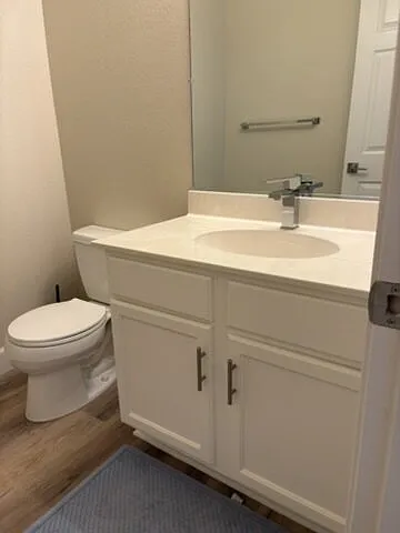 744 Walnut St #6 — Photo 6