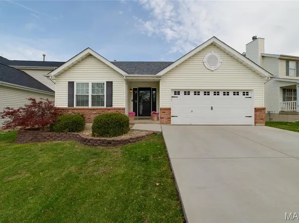 509 Parkland Place Dr, O'Fallon, MO 63366