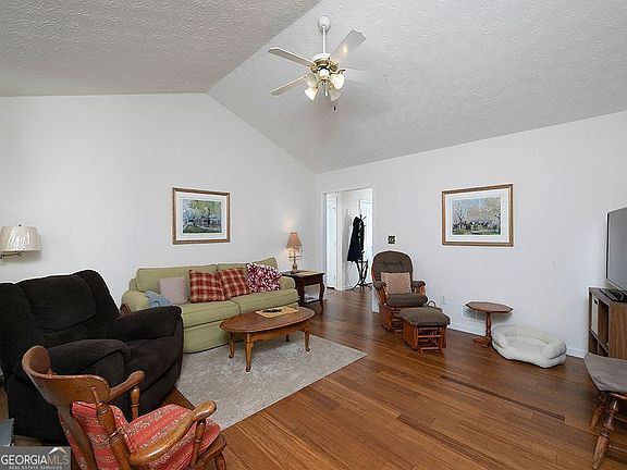 5th image of 55 Dearing Woods Bnd
