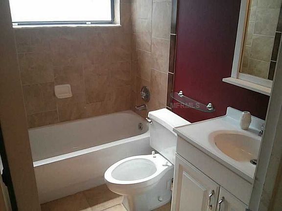 4th image of 1928 Heathwood Dr