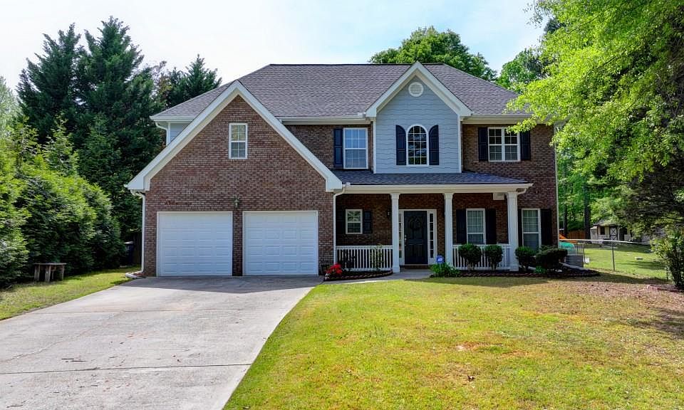 1st image of 4918 Hidden Branch Dr