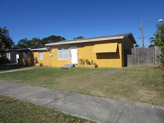 2nd image of 9825 Montego Bay Dr