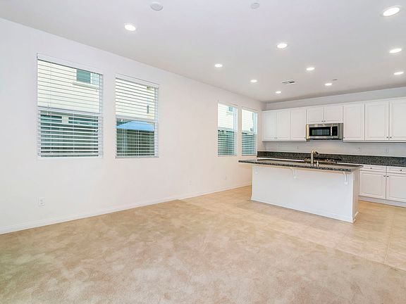 5th image of 1029 Thermal Ave