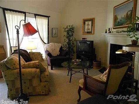 4th image of 310 Country Squire Ln