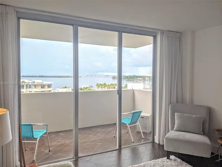 5 Island Ave #8K — Photo 6