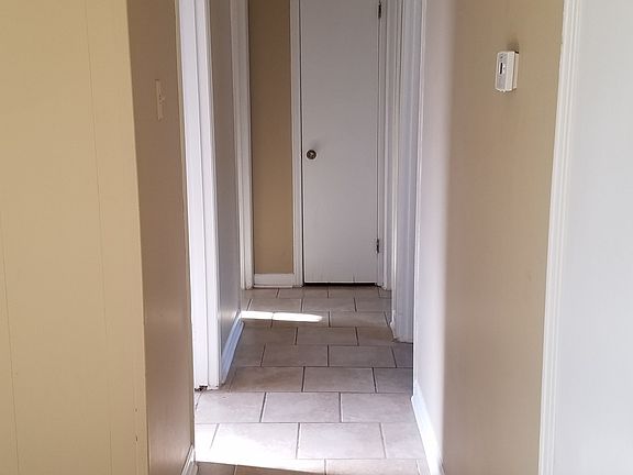 5th image of 1347 Mary Jane Ave