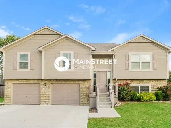 524 S Poplar St, Gardner, KS 66030