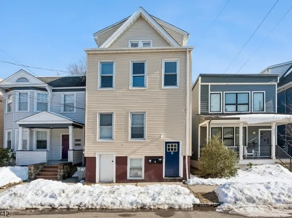 9 Wheeler St Floor 2, Montclair, NJ 07042