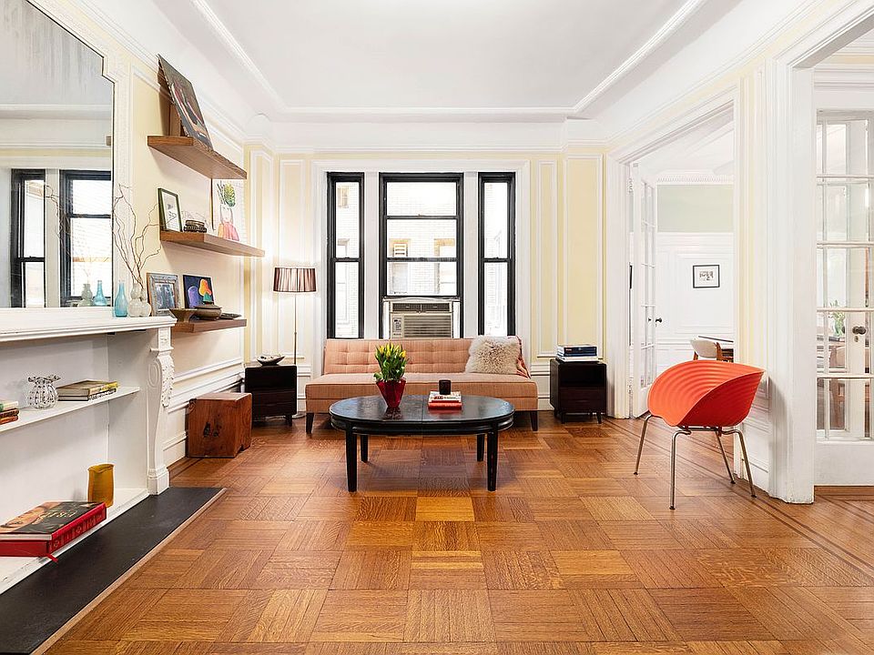 1st image of 490 W End Ave APT 6E