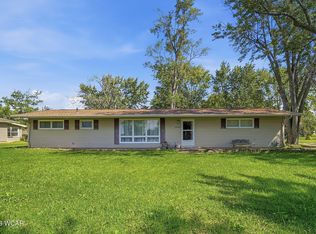 1900 Huntington Dr, Lima, OH 45806