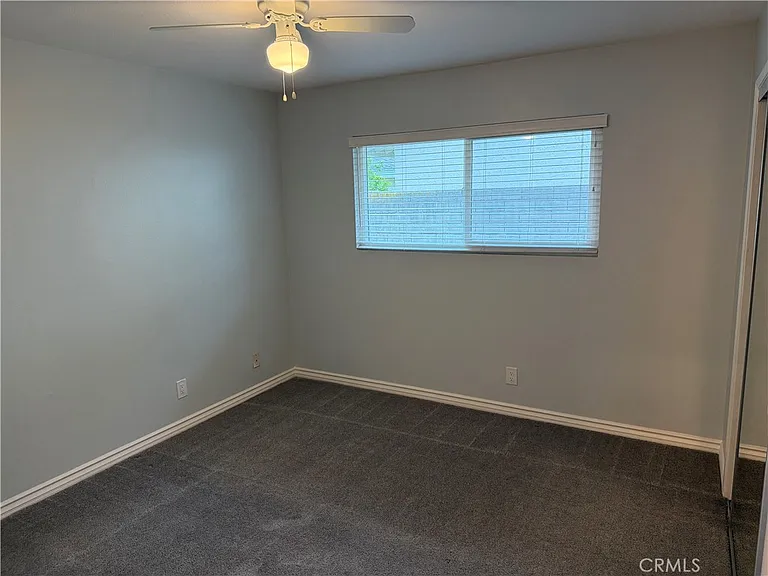 511 Mariposa Ave — Photo 11