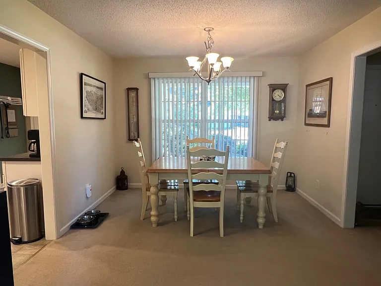 305 Woodgreen Dr — Photo 7