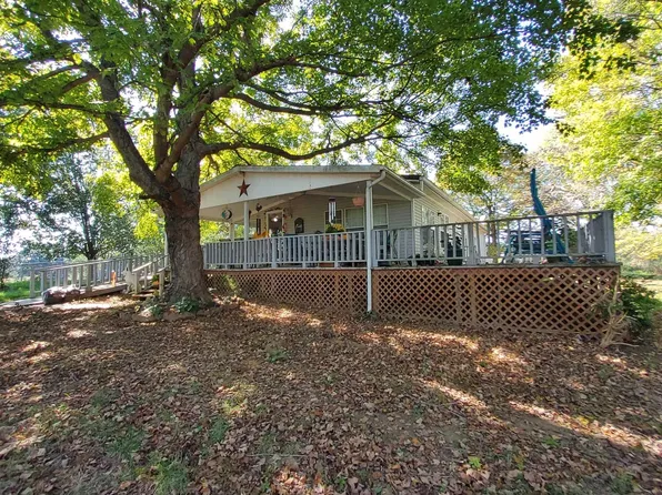 190 McKinney Rd, Kuttawa, KY 42055