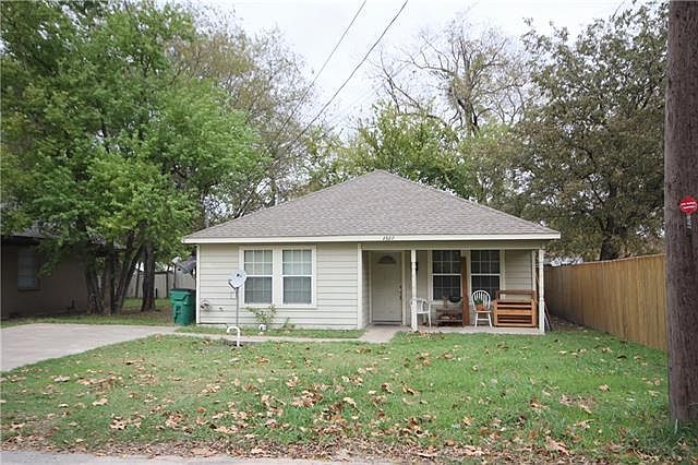 1st image of 2822 Hemphill St