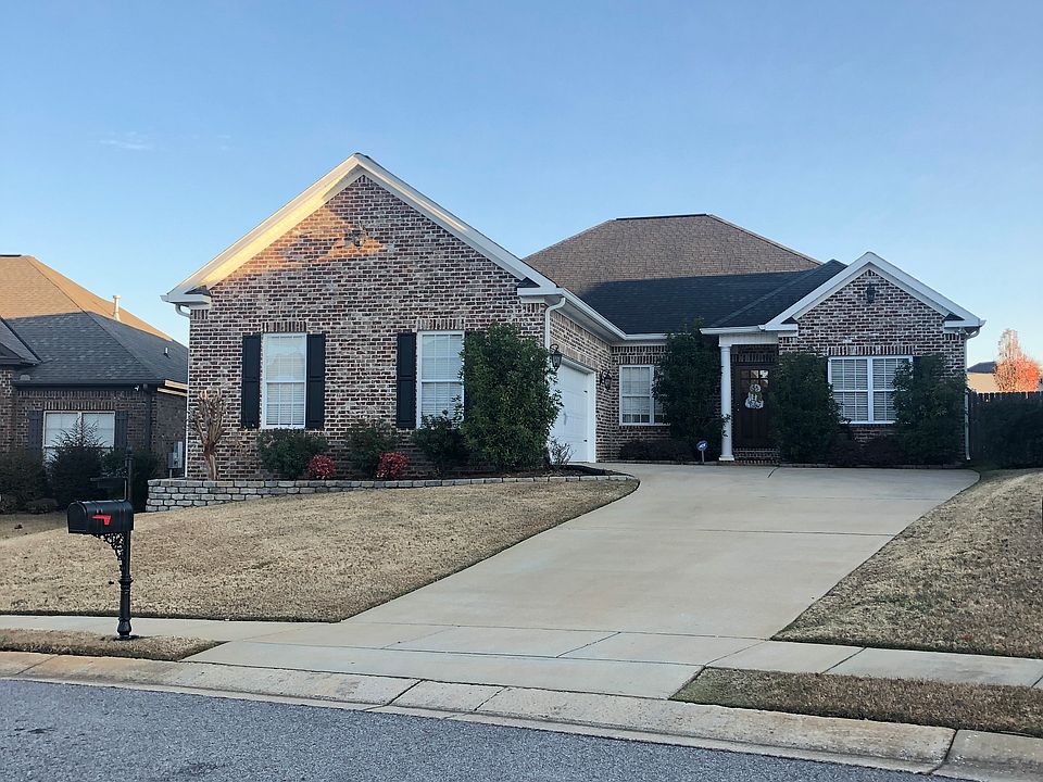 1st image of 429 Camille Ln