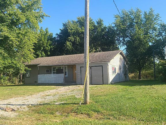 2nd image of 19090 3rd Rd