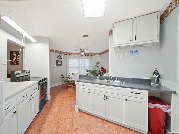 4th image of 4146 Sunrise Creek Dr
