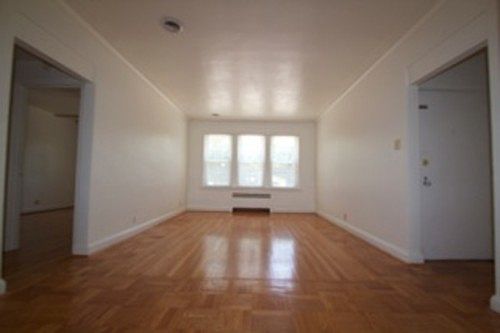 5th image of 743 Westwood Dr #2