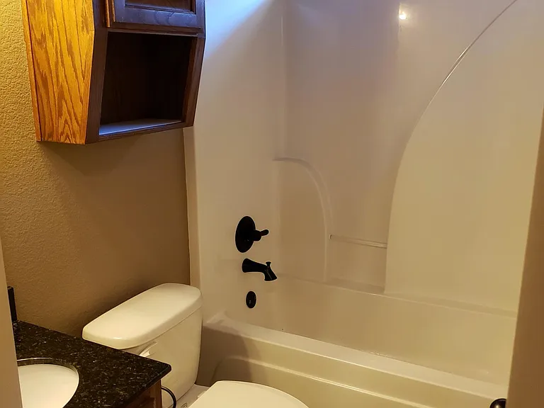 5705 Alexandria Dr — Photo 15